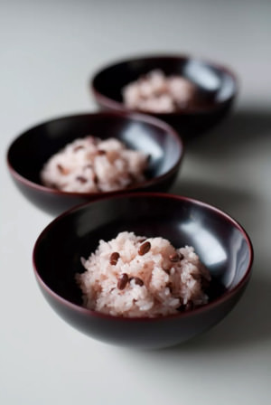 御赤飯〈お手毬〉